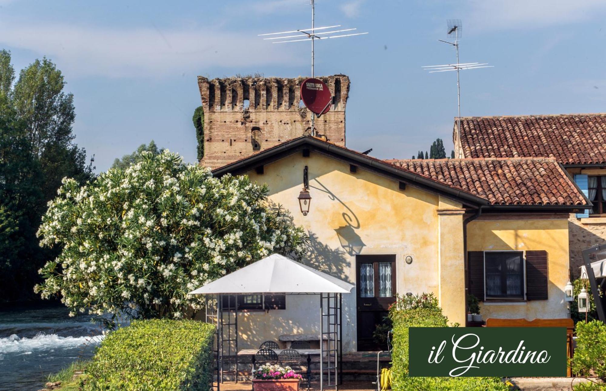 Il Borghetto Vacanze Nei Mulini Валеджо сул Минчио Стая снимка